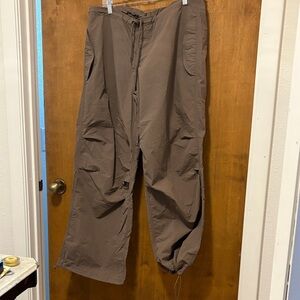 163. Rae Mode Women’s Brown Casual parachute Pants